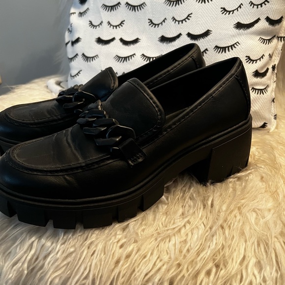 Madden Girl Black Hoxton Loafers - Picture 2 of 5